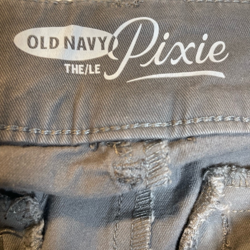 Old Navy Pixie Ankle Pants - Gray - Women's Size 6 EUC - Picture 3 of 9